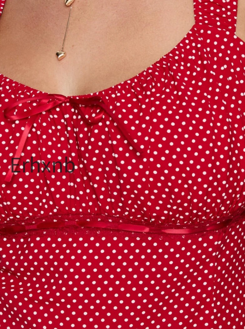 garconne-top-red-polka-curve
